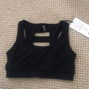Black sports bra